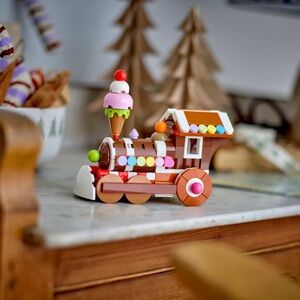 Lego Creator Gingerbread Train Ornament 40777